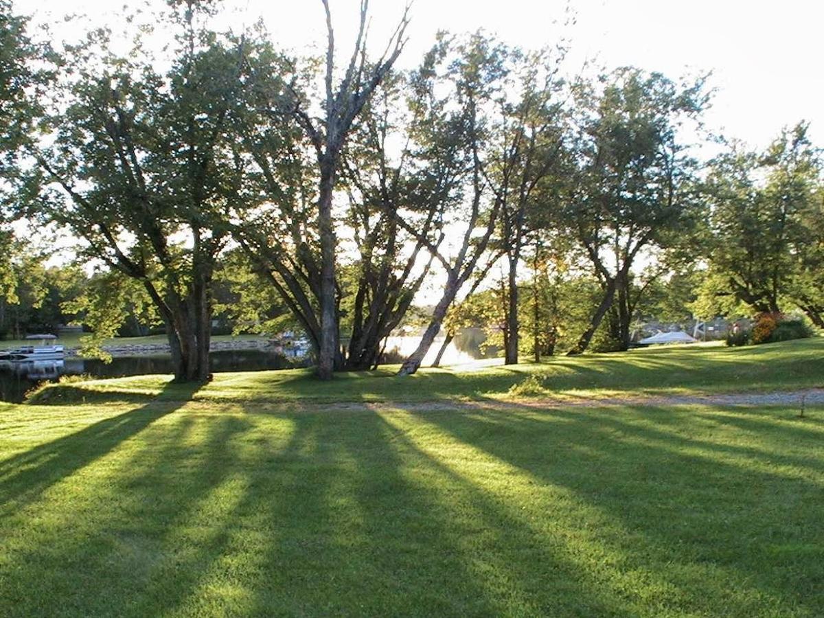 Le Reflet De La Riviere B&B Weedon-Centre Exterior photo